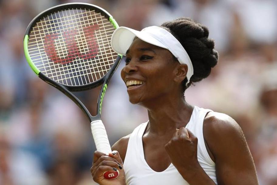 La gioia di Venus Williams dopo la vittoria (Afp)